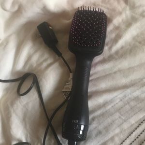One-Step Hair dryer $ styler